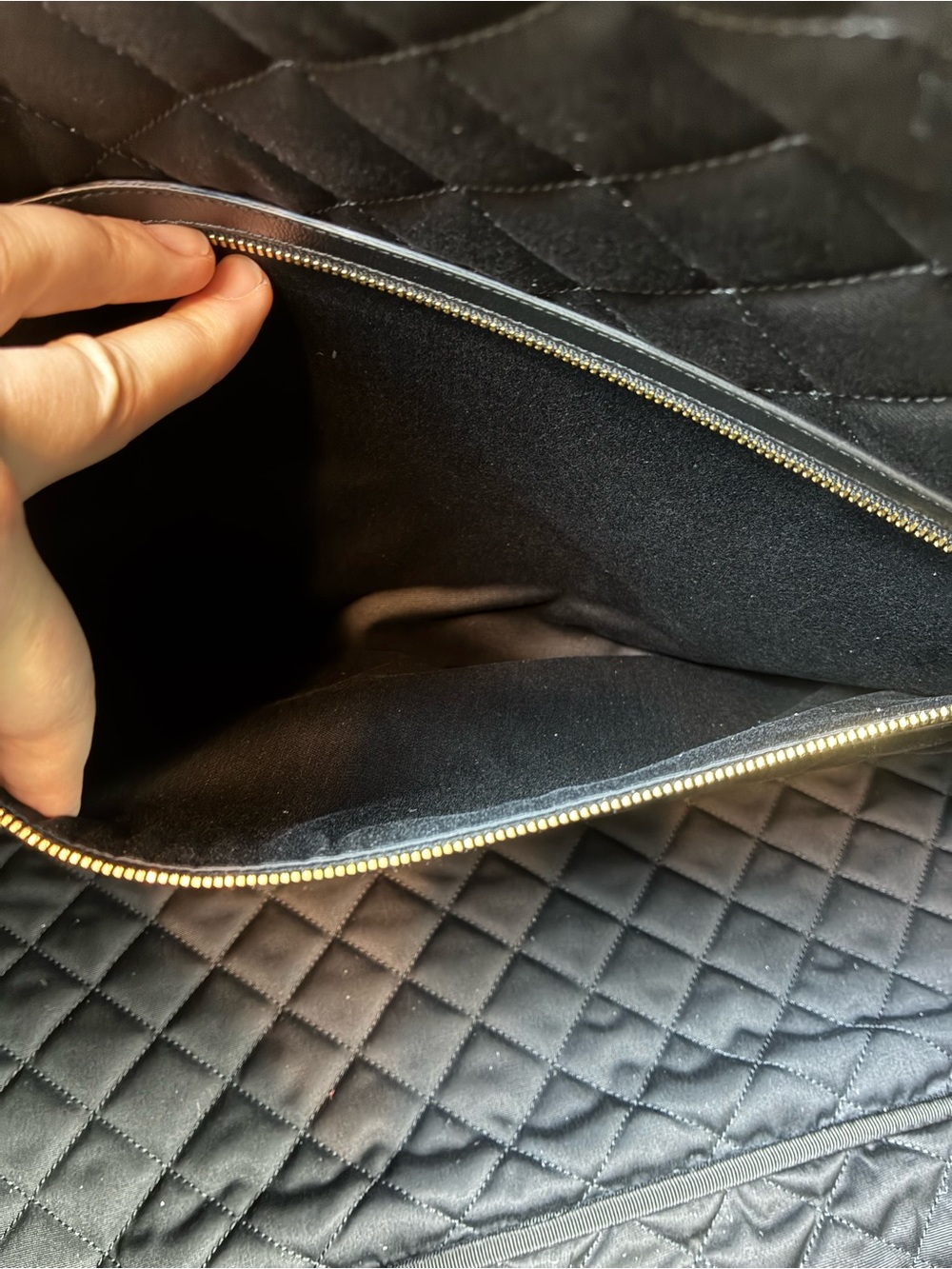 Saint Laurent YSL Giant Quilted Leather Logo Travel Bag - NWOT $5100 Retail - Picture 11 of 16